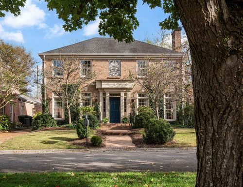 5117 Boxcroft Pl, Nashville, TN, 37205-3701 | Card Image