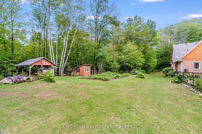 697 Lafontaine Rd E, House other with 6 bedrooms, 4 bathrooms and 15 parking in Tiny ON | Image 37
