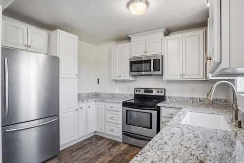 24-4281 Lowell St, La Mesa, CA, 91941-6046 | Card Image