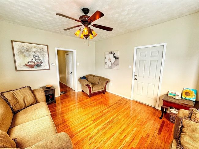 106 Eutaw Ave, Home with 4 bedrooms, 3 bathrooms and null parking in Lynn MA | Image 7