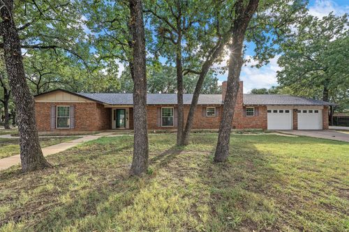 117 Oak Forest Dr, Elm Mott, TX, 76640-9739 | Card Image