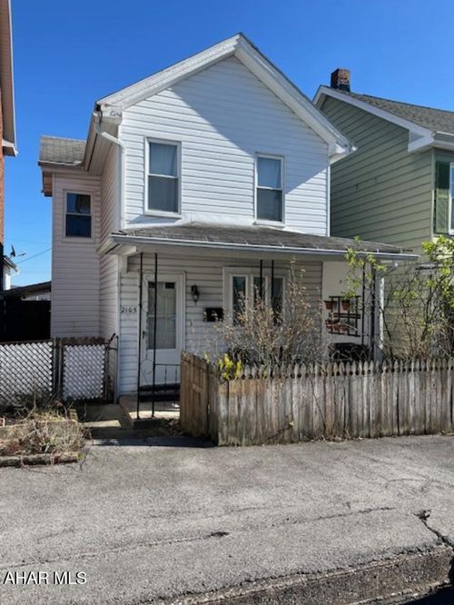 2105 13th Ave, Altoona, PA, 16601-2316 | Card Image