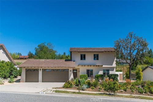 2936 Rollings Ave, Thousand Oaks, CA, 91360-6427 | Card Image