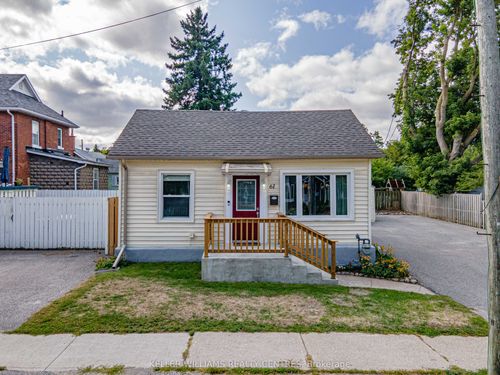 61 Victoria St, Barrie, ON, L4N2H8 | Card Image
