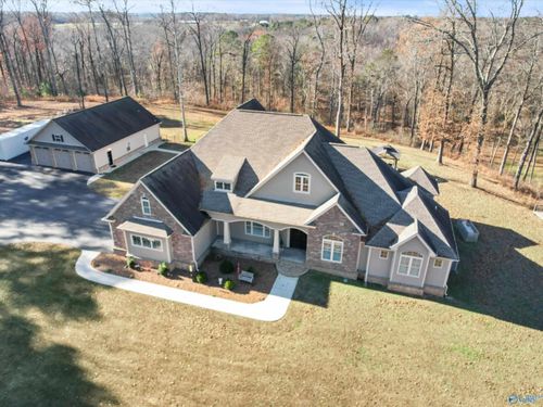 343 Mccutcheon Ln, Toney, AL, 35773-9161 | Card Image