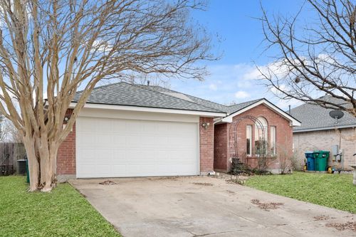 125 Blue Ridge Trl, Elgin, TX, 78621-4185 | Card Image