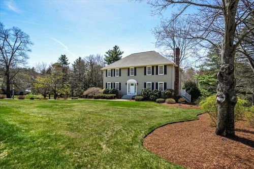 5 Nutfield Dr, Londonderry, NH, 03053-2656 | Card Image