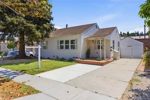 2151 Euclid Ave, Long Beach, CA, 90815-2610 | Card Image