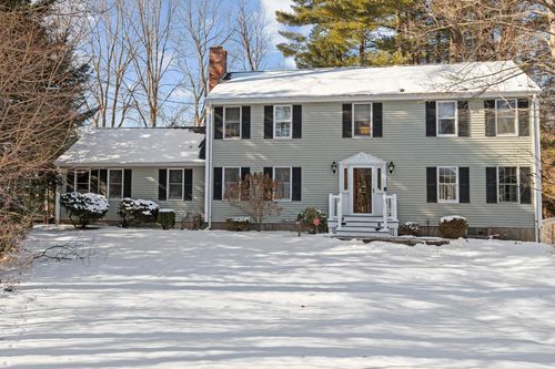 9 Little Pine Lane, Exeter, NH, 03833 | Card Image