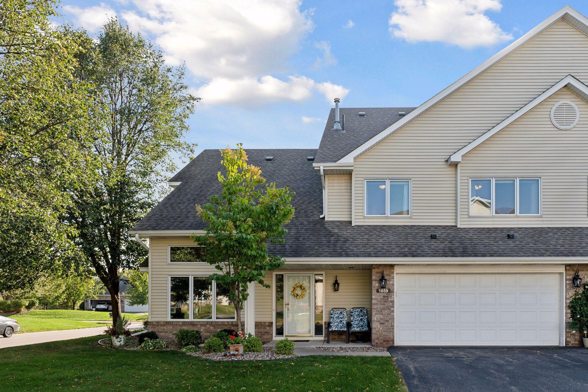 Cliff Lake Ct, Saint Paul, MN 55122