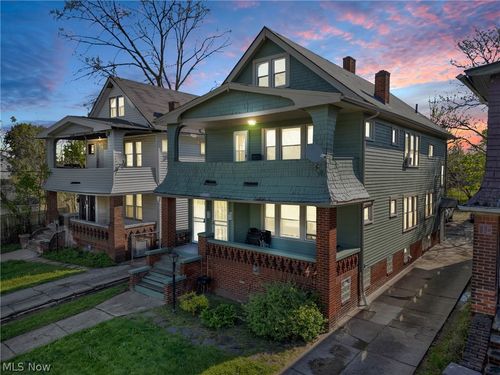 3179 E 121st St, Cleveland, OH, 44120-3828 | Card Image