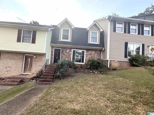 709 Cahaba Manor Dr, PELHAM, AL, 35124-1555 | Card Image