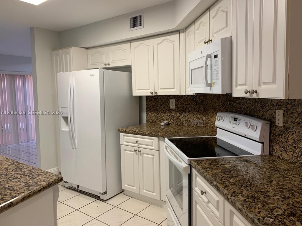 Residential Lease in Miami 5