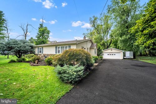 2268 Bristol Rd, WARRINGTON, PA, 18976-1516 | Card Image
