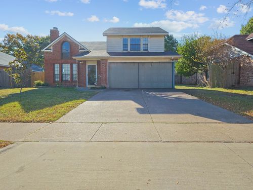 331 Hopewell St, Grand Prairie, TX, 75052-3329 | Card Image