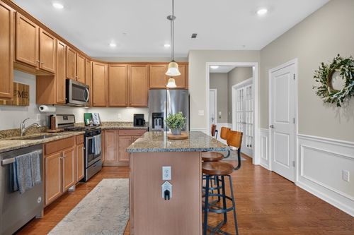 1210-130 University Ave, Westwood, MA, 02090 | Card Image