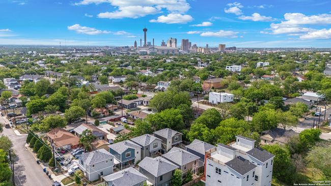 UNIT-401 - 211 Utah St, Townhouse with 2 bedrooms, 3 bathrooms and null parking in San Antonio TX | Image 31