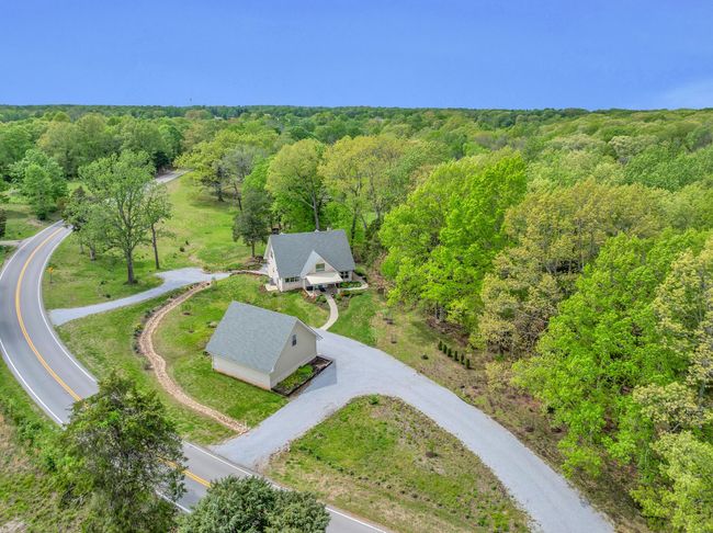 4122 Highway 49 W, House other with 5 bedrooms, 4 bathrooms and 2 parking in Vanleer TN | Image 69