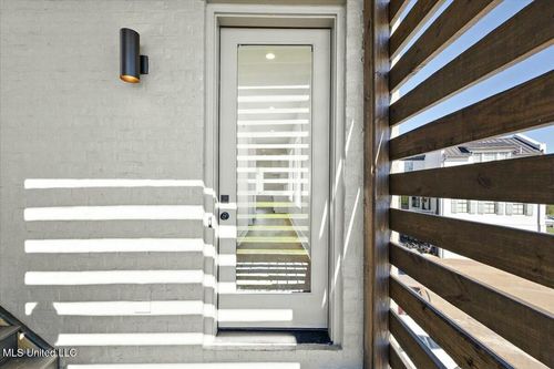 201-253 N Natchez Dr, Madison, MS, 39110-6942 | Card Image