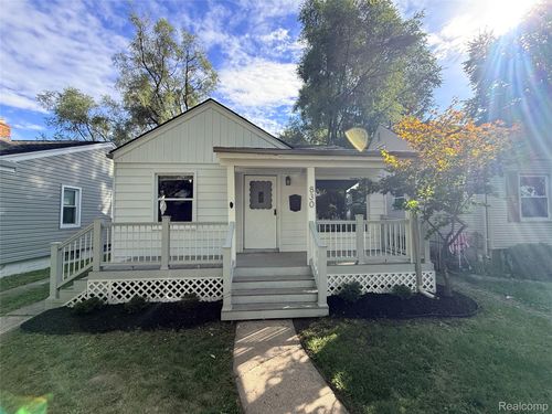 830 Channing St, Ferndale, MI, 48220-3513 | Card Image