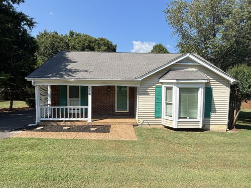 221 Bass Dr, Mount Juliet, TN, 37122-2522 | Card Image