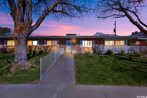 74-2244 E Carriage Ln, Holladay, UT, 84117-4462 | Card Image