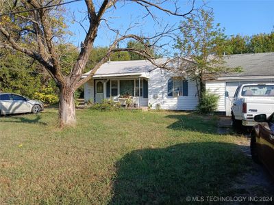 808 Nw 5th Street, House other with 2 bedrooms, 1 bathrooms and null parking in Wagoner OK | Image 1