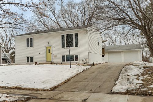 164 36th Ave Nw, Rochester, MN, 55901-7567 | Card Image