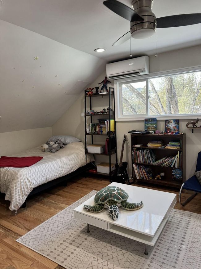 guest bedroom | Image 43