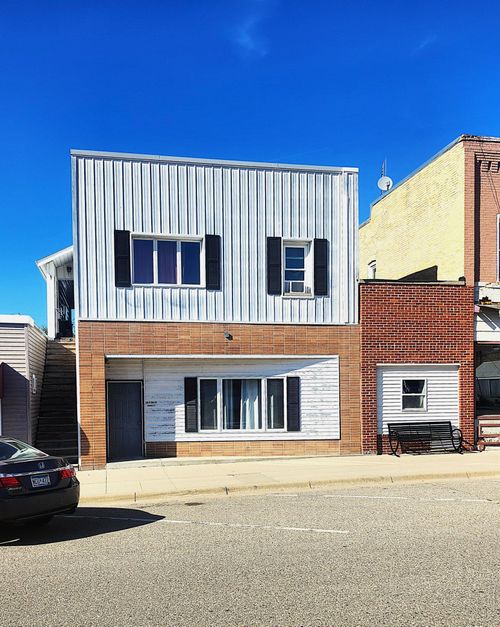 46 W Main Street, Osakis, MN, 56360 | Card Image