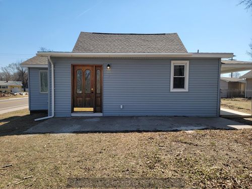 117 Roger Welsch Ave W, Dannebrog, NE, 68831-3174 | Card Image