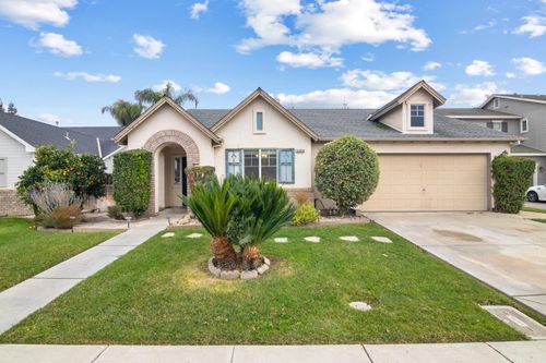 5508 Hollyhock Way, Riverbank, CA, 95367 | Card Image