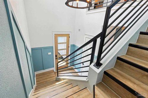 5610 Trout Ln, Pensacola, FL, 32507-8813 | Card Image