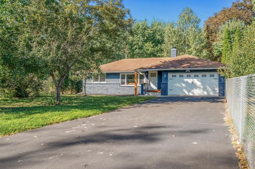 1951 Regent Avenue N, Golden Valley, MN, 55422 | Card Image