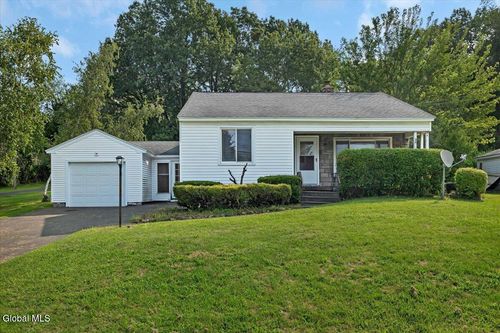 213 Shaker Rd, Albany, NY, 12211-2044 | Card Image