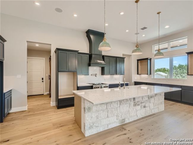 103 River Mountain Dr, House other with 4 bedrooms, 4 bathrooms and null parking in Boerne TX | Image 11