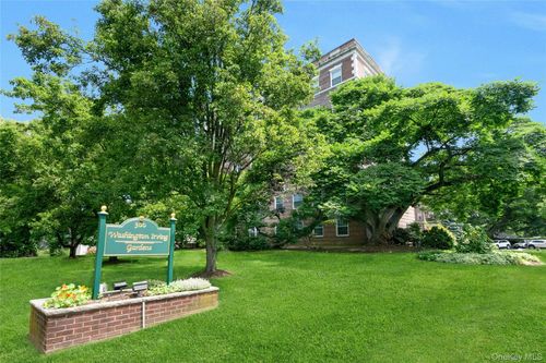 1-g-300 S Broadway, Tarrytown, NY, 10591-5308 | Card Image