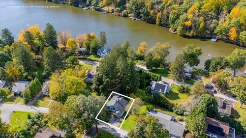 21 Potter Ave, Newton, NJ, 07860-9777 | Card Image
