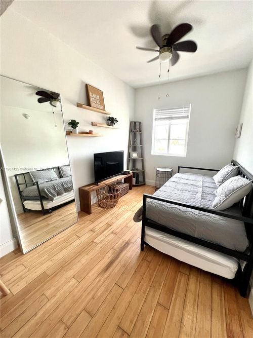 apt-14-8415 Harding Ave, Miami Beach, FL, 33141-1273 | Card Image