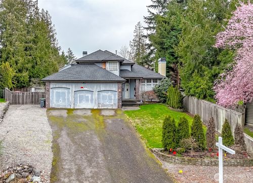 25738 215th Ct Se, Maple Valley, WA, 98038-7564 | Card Image