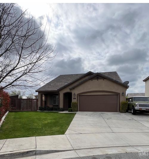 9705 Dutchman Peak Lane, Bakersfield, CA, 93311 | Card Image