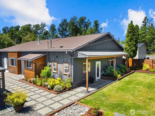 3275 Bennett Dr, Bellingham, WA, 98225-1113 | Card Image