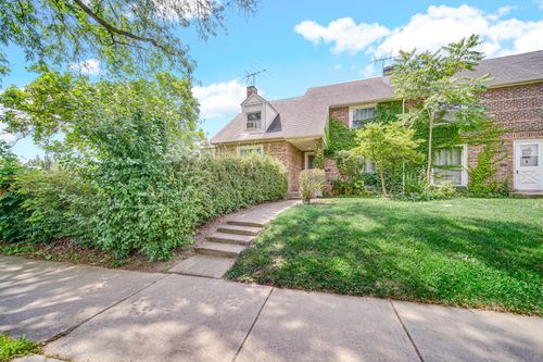 1433 Willow Ave, Des Plaines, IL, 60016-4417 | Card Image