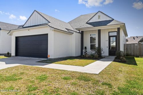 118 Lakes Edge Dr, Broussard, LA, 70518-7941 | Card Image