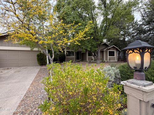 220 Lemming Dr, Reno, NV, 89523-9658 | Card Image