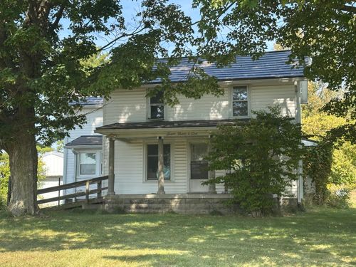 5906 Barnes Rd, Eaton Rapids, MI, 48827-9679 | Card Image