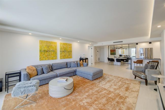 APT-404 - 1 Las Olas Cir, Condo with 2 bedrooms, 2 bathrooms and null parking in Fort Lauderdale FL | Image 6