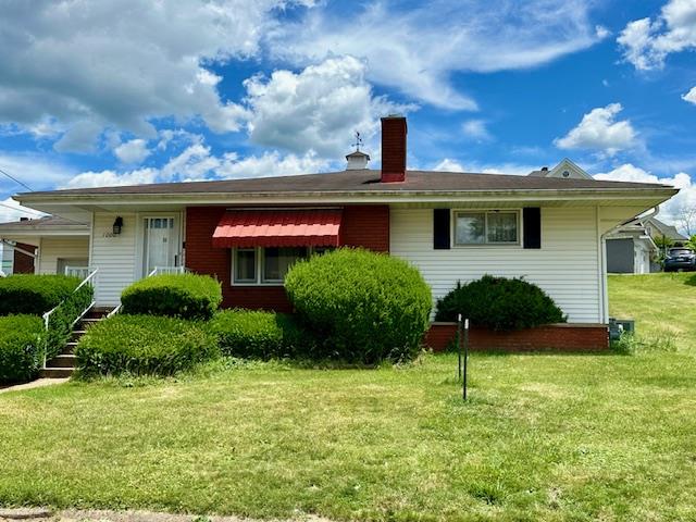 Weaver Ave, Moundsville, WV 26041