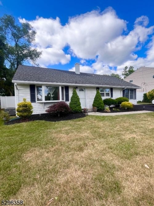 40 Haines Ave, Piscataway, NJ, 08854-5331 | Card Image