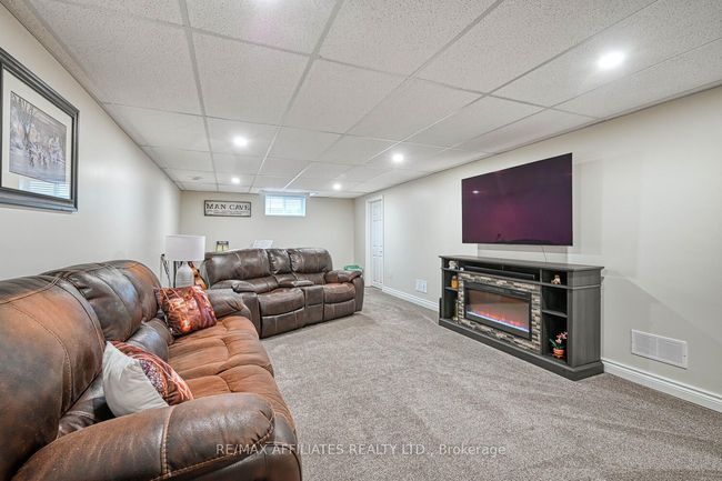 2 Philip St, House other with 4 bedrooms, 2 bathrooms and 4 parking in Smiths Falls ON | Image 31